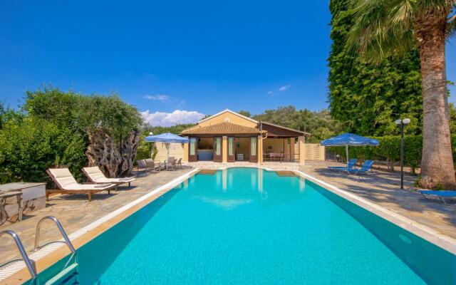 Villa Lianolia in Pelekito Corfu