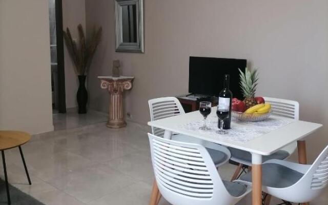 Sunrise Apartment 2