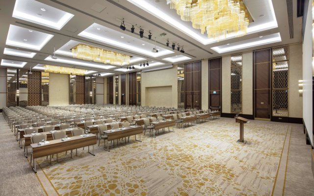 DoubleTree By Hilton Antalya City Centre