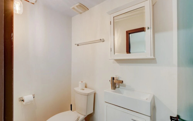 Rocky Mountain House - Sleeps 23