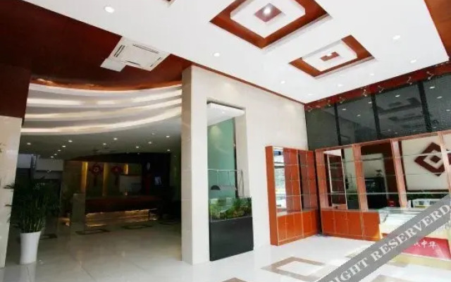 Tianjia Holiday Hotel (Nanjing Tianyin Avenue Metro Station Store)