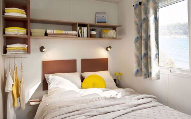 Domaine de Château Laval (GRX103)