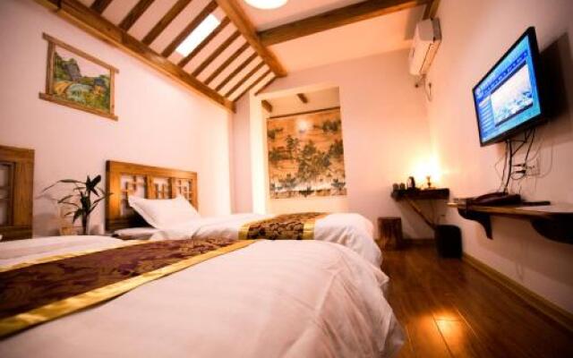 Zhangjiajie Tujia Theme Hostel