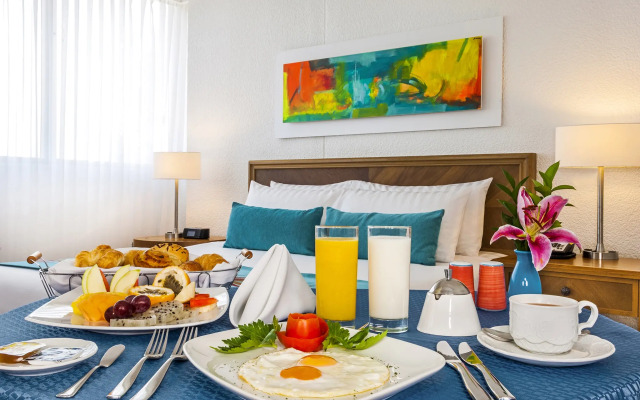 Hotel Almirante Cartagena - Colombia