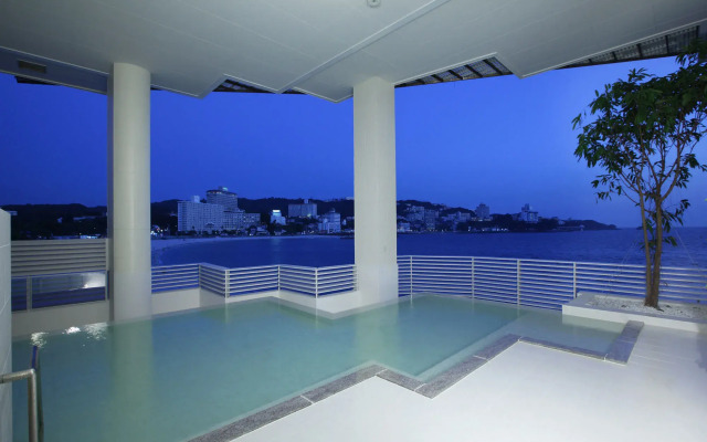 Shiraraso Grand Hotel