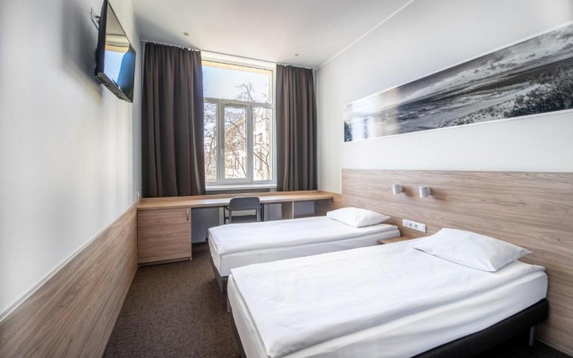 Standard Twin room (twin beds)