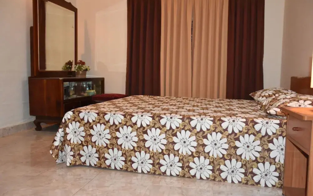 Gunda's Holiday Home