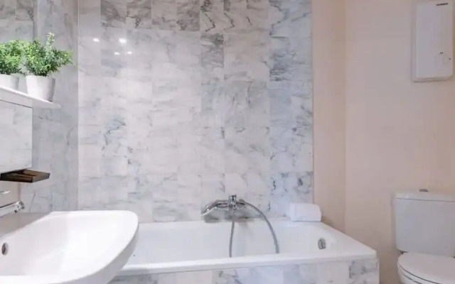 Cosy Apartment at Walking Distance From the Beach
