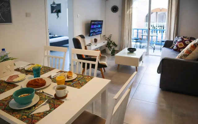 The Harbour Suite - 100M From The Beach - 6 Guests