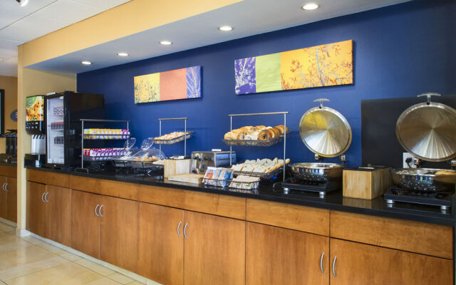 Fairfield Inn Evansville East