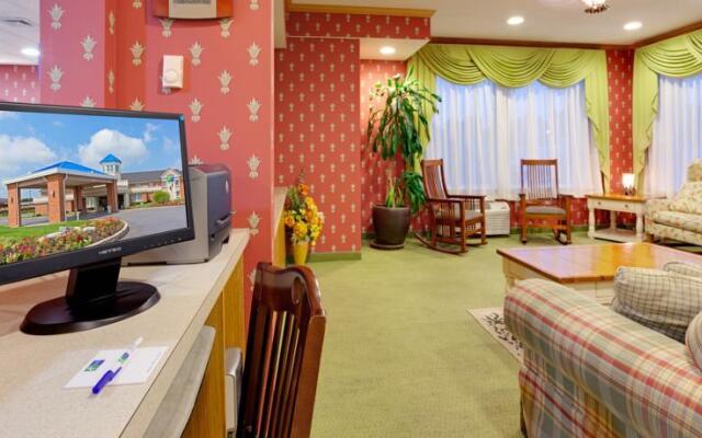 Holiday Inn Express Lancaster-Rockvale Outlets