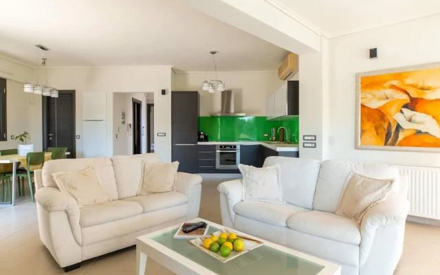 La Casa Rosa Seaside Getaway