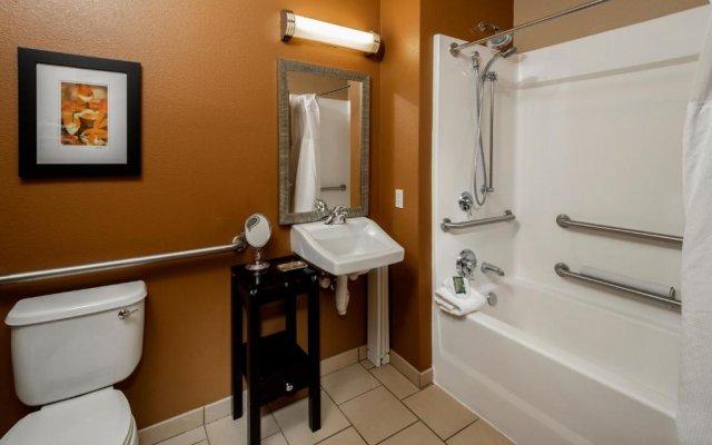Clubhouse Hotel Suites Sioux Falls