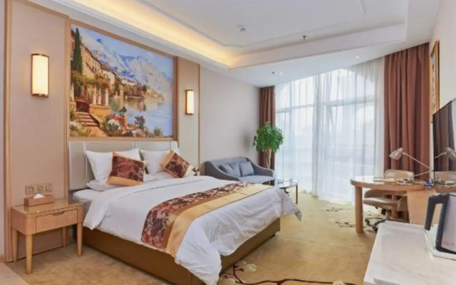 Vienna Hotel (Minhou University Town Boshihou)