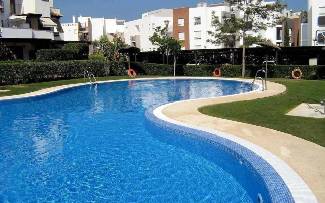 Venavera H21a - 2 Dorm / 1bath Walk to Beach