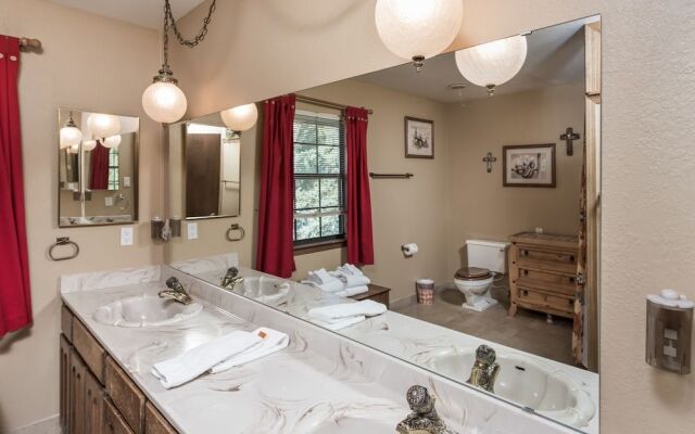 Cowboys Indians and Outlaws by Vtrips