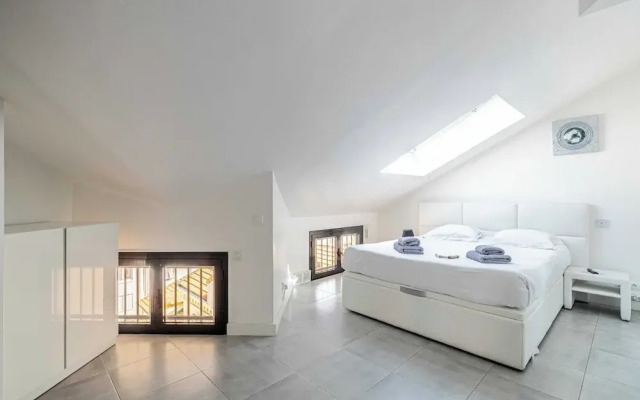 Luxury Penthouse 120ma2 in the Heart of Cannes