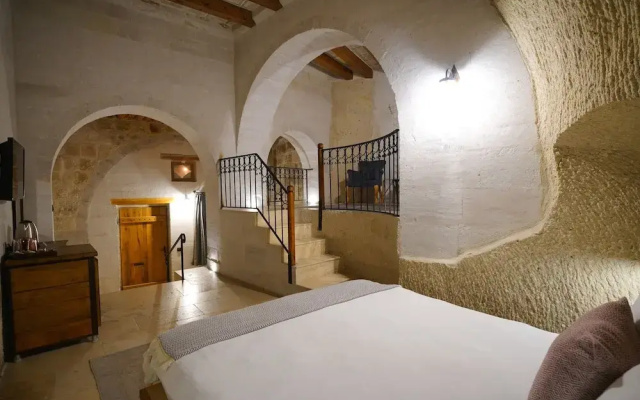 Отель Design Cave