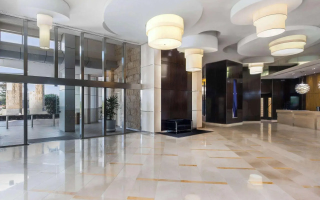 Mantra Towers of Chevron