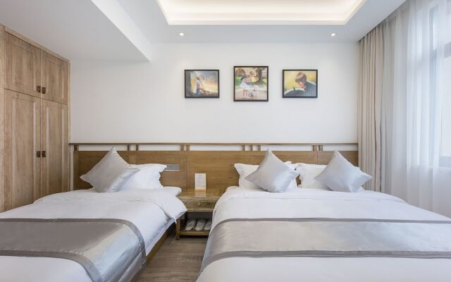 Floral Hotel Red Forest Yuyao