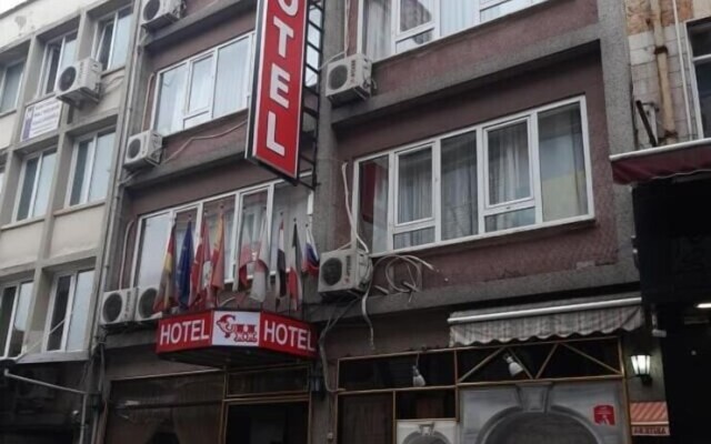 Hotel Cesmeli