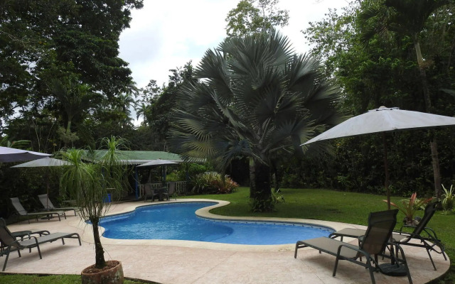 Playa Negra Guesthouse