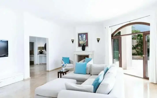 Korsan Kuzey-stunning 5bed Private Beach Platform