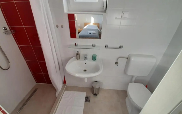 Posteja Rooms