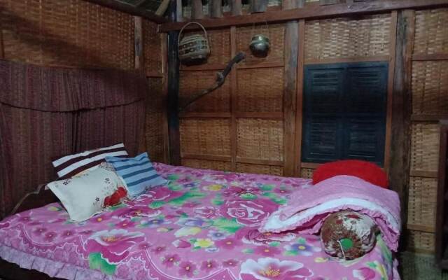 Kakrona Pouk Homestay