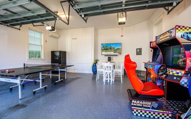 Another Slice of Paradise