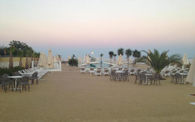 Camping Village Grotta Del Saraceno