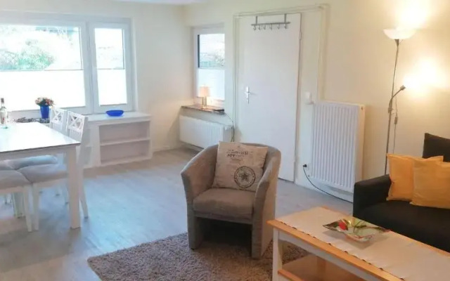 Dr-Ross-Str-14-Schulzes-Hues-3-EG-Bungalow