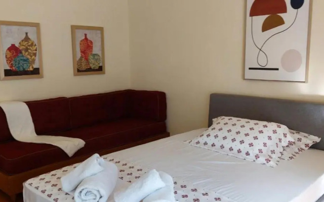 Lobelia Athens Centre -5 Bd, 2.5 Bath