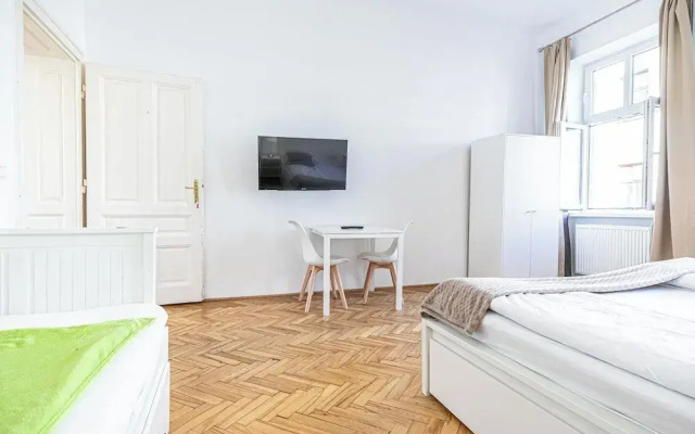 Stylish Apt Longstays Margareten 5P