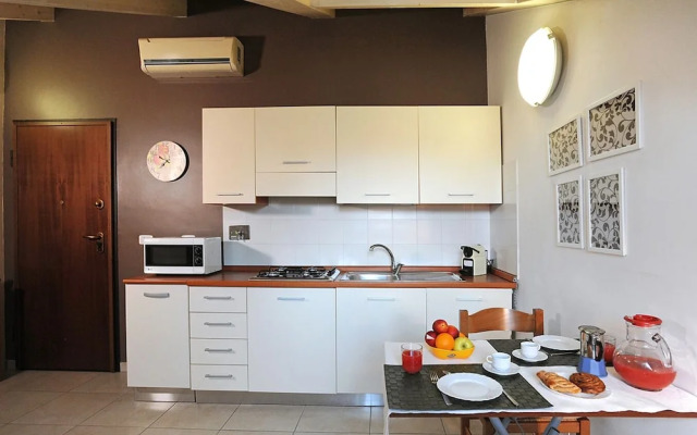 Uno Sguardo sui Tetti by Wonderful Italy