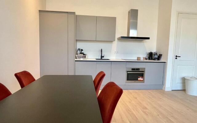 Detailed 1 Bedroom Serviced Apartment 63m2 -MNL D-