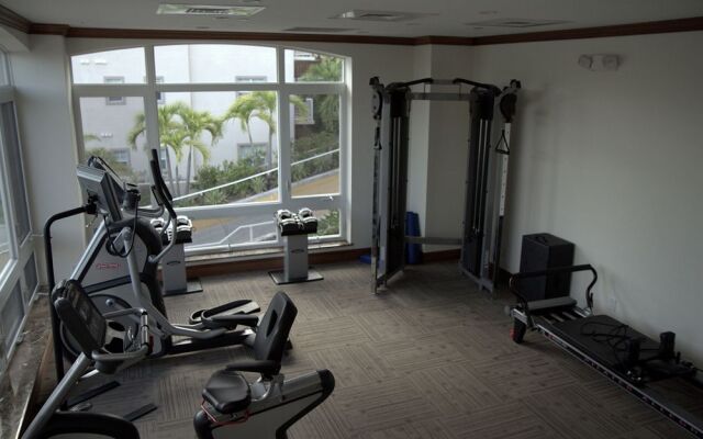 Grande Bay Resort