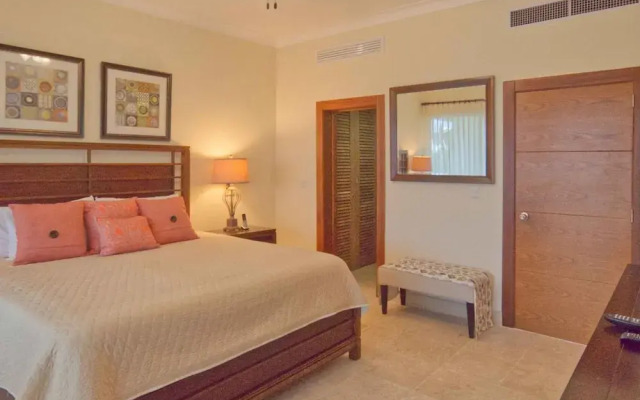 HDM 333 - Golf View Apartment in Exclusive Resort Access to Private Beaches