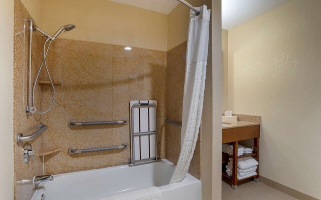 Comfort Suites Oxford