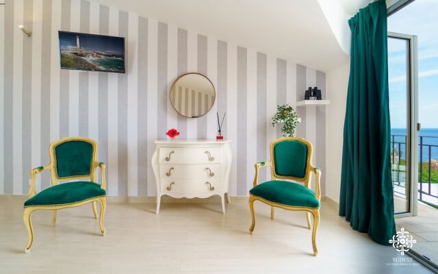 Villa Vittoria  - Dimora fronte mare