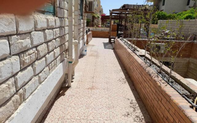 1or2 Ground Chalets 2 Bedrooms villa114 Green Beach