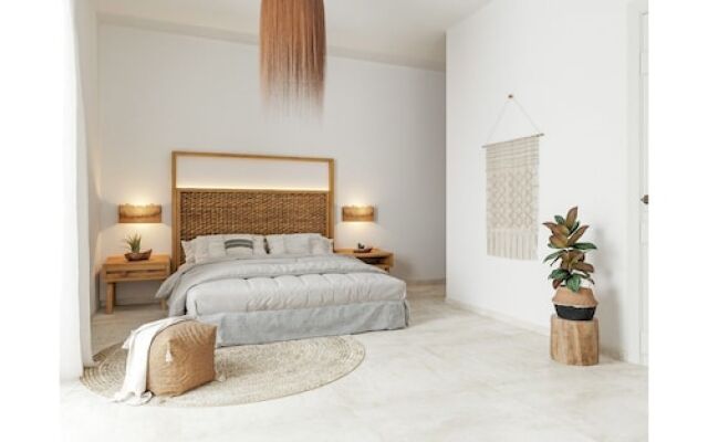 Volcano Luxury Suites Milos - Adults Only