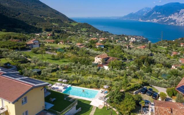 Pinini Country Apartments