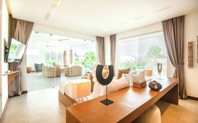 Niko2 · Marvelous 5 Bedroom Villa Close to Finns
