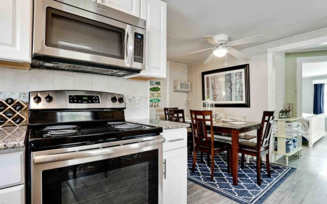 Great Shape After Idalia, Englewood