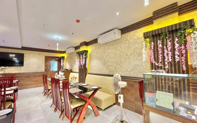 Ambika Palace - Puri near Sea Beach