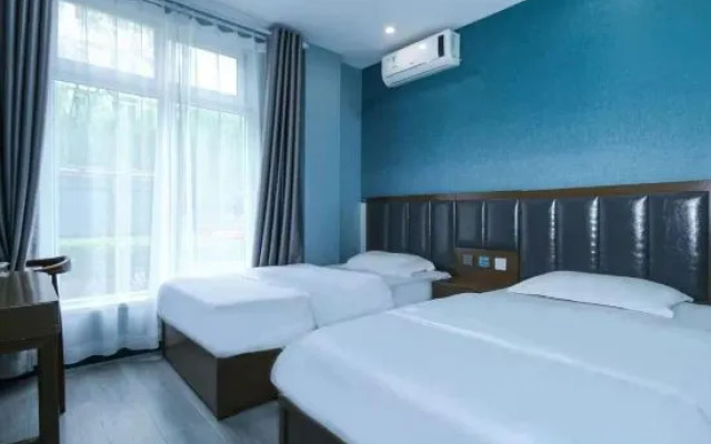 Komi Hotel (Beijing Huilongguan East Street)