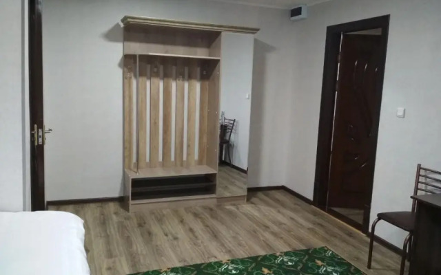 Gold Plaza (Голд Плаза)