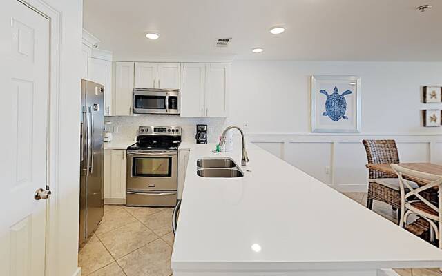 Crystal Dunes by Southern Vacation Rentals