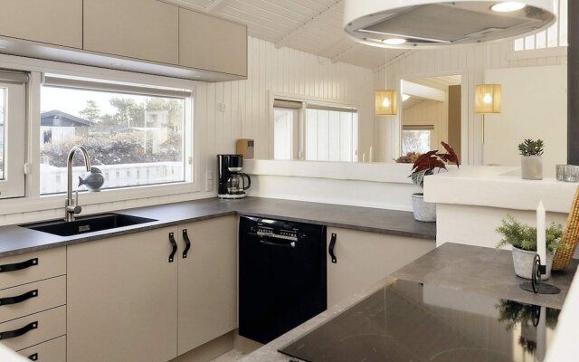 8 Person Holiday Home in Bindslev-by Traum